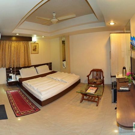 Hotel Shree Vatika Bhopal Exteriör bild