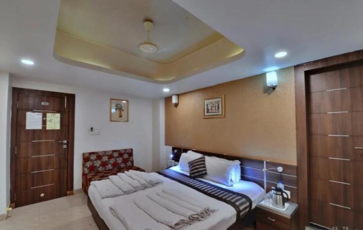 Hotel Shree Vatika Bhopal Exteriör bild